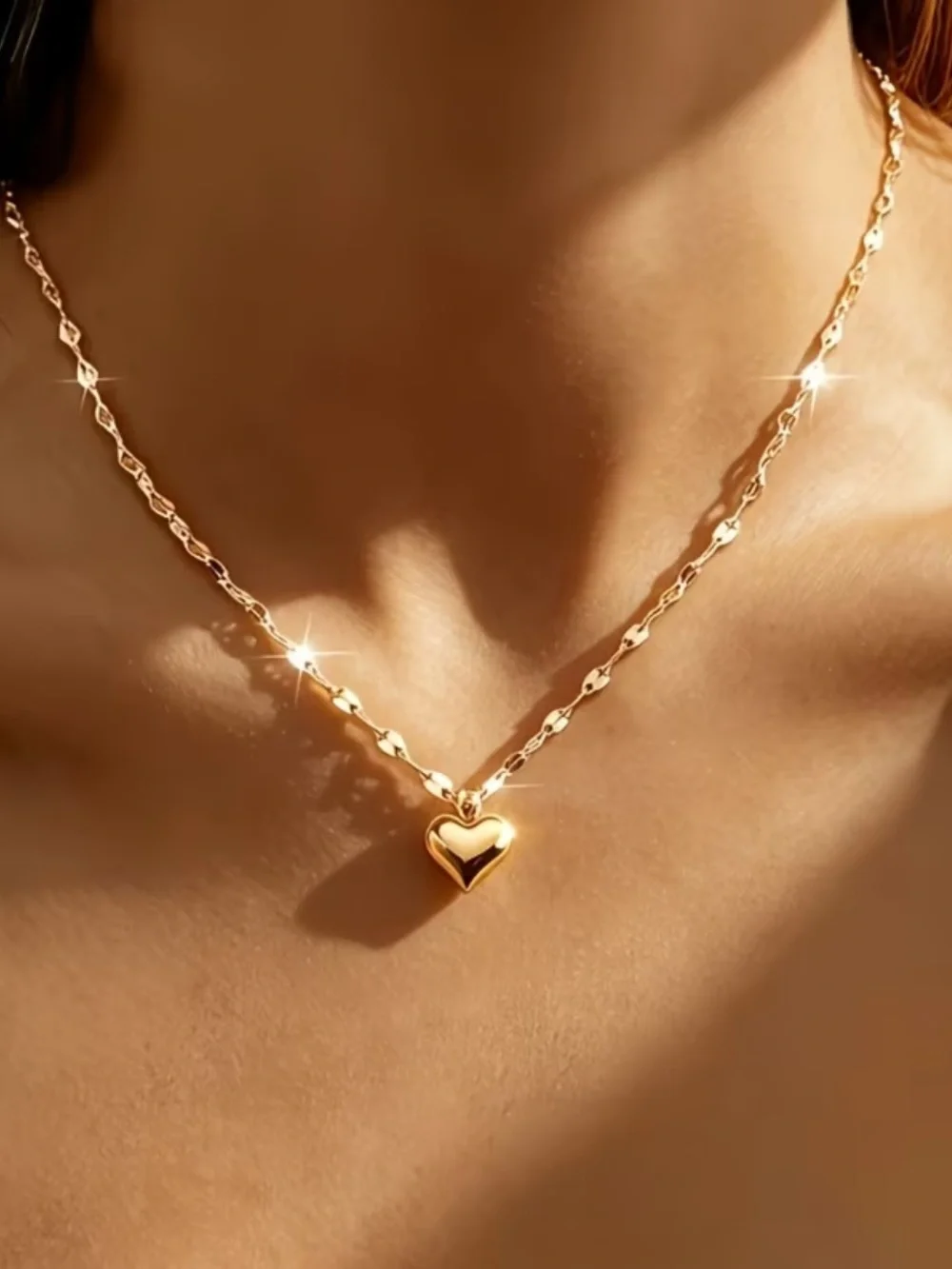 Golden Heart Pendant Necklace - Elegant Women's Jewelry
